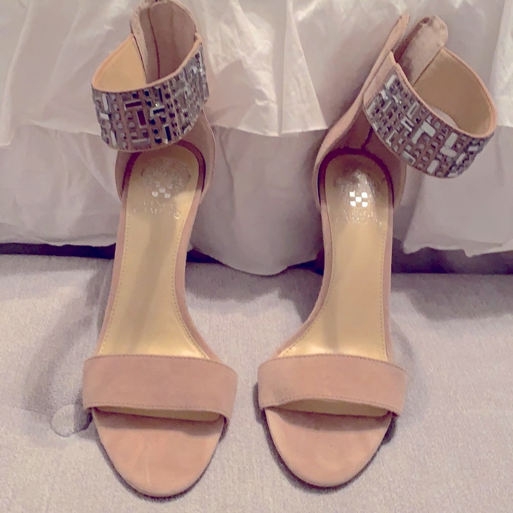 Vince Camuto